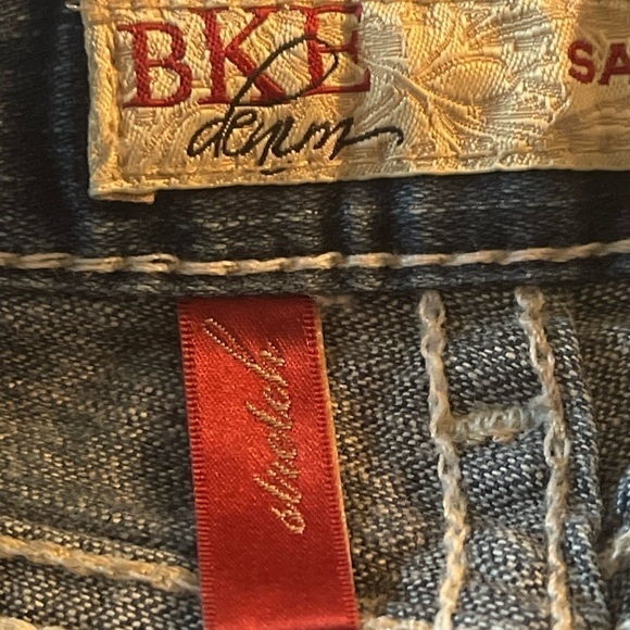 BKE Sabrina capris size 25 stretch EUC - Picture 3 of 11